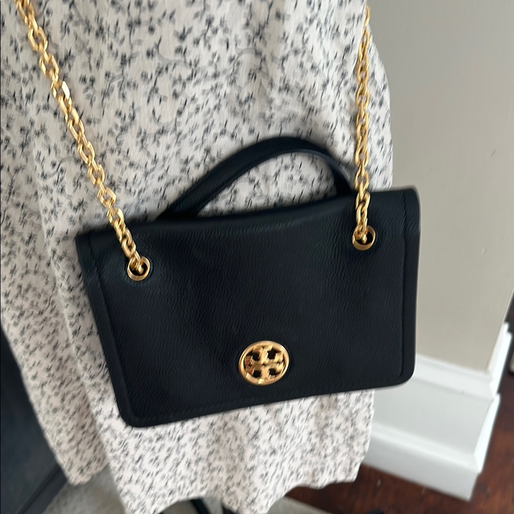 Tory Burch Black Crossbody Bag with Gold Chain Straps and Structured Shape